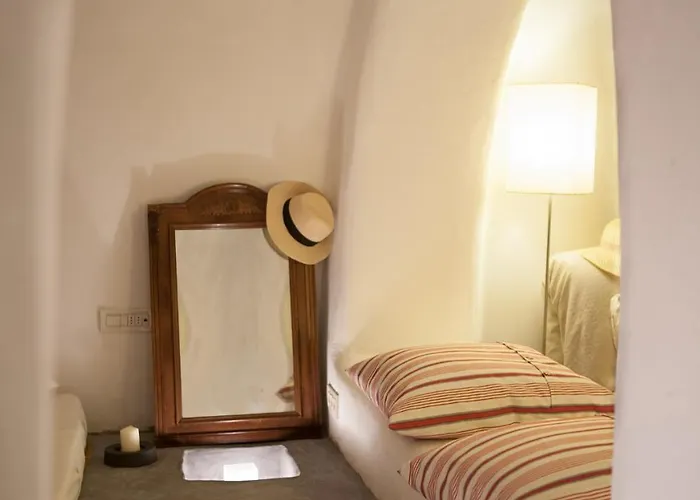 Oia, Finikia Cave House Casa de Férias