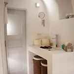 Oia, Finikia Cave House * أويا